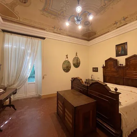 A Casa Della Contessa Maria *